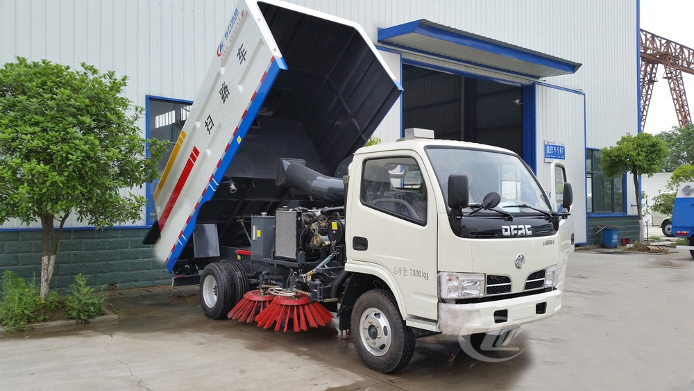 不上牌東風(fēng)福瑞卡掃路車